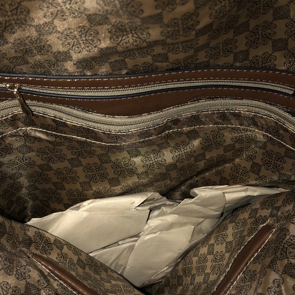 Handbag - Picture 5 of 8